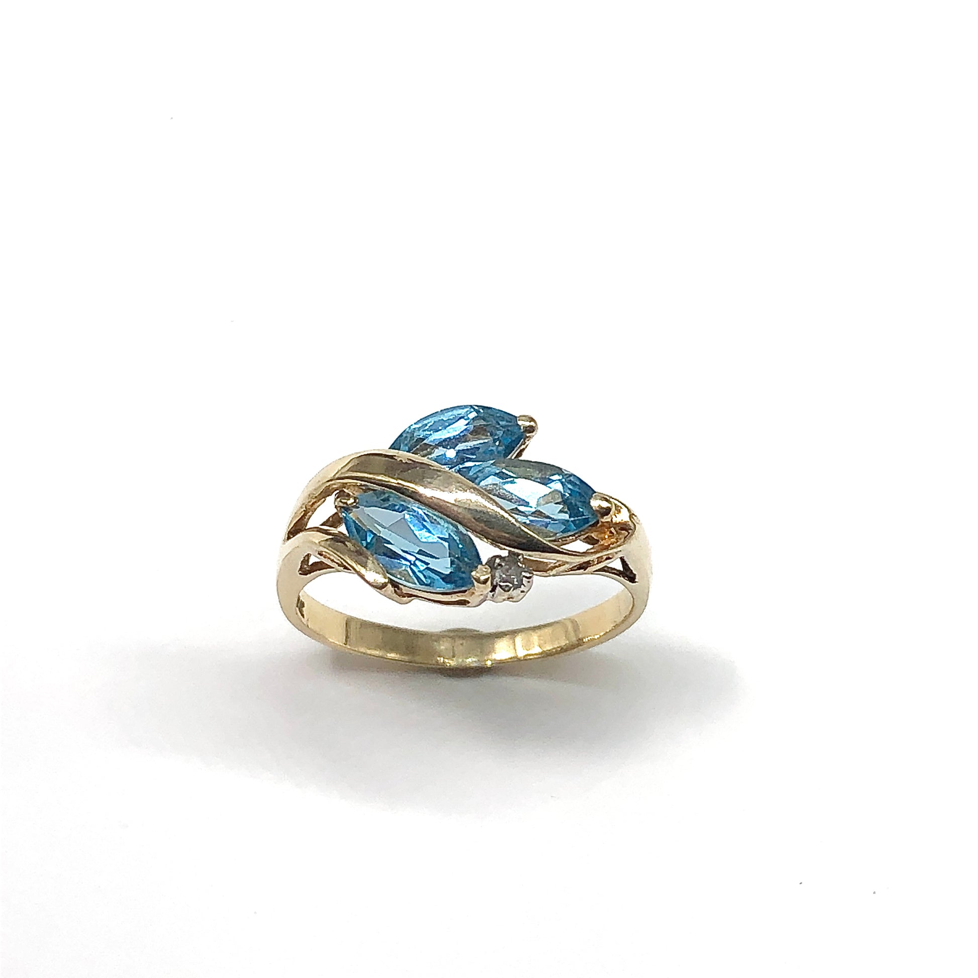 10k gold blue topaz 3 stone ring