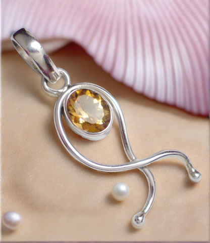 Sterling Silver Pendant, Womens Golden Citrine Gemstone One-of-a-Kind Sterling Silver Pendant - Pre-owned Jewelry