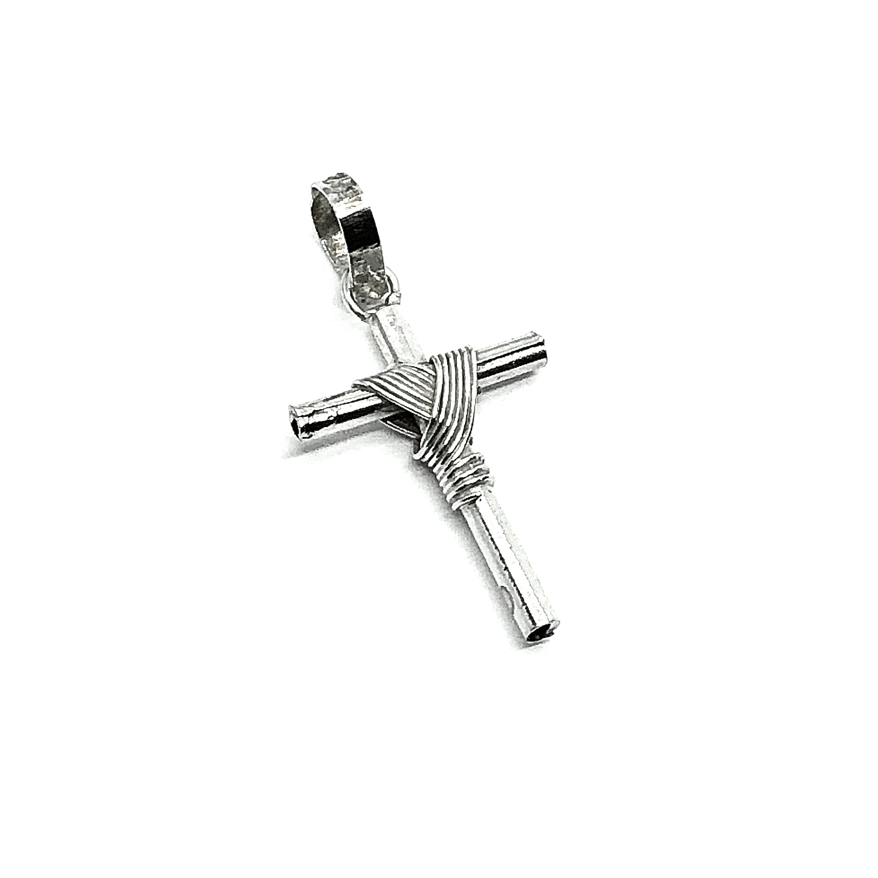 Vintage sterling silver cross charm outlet