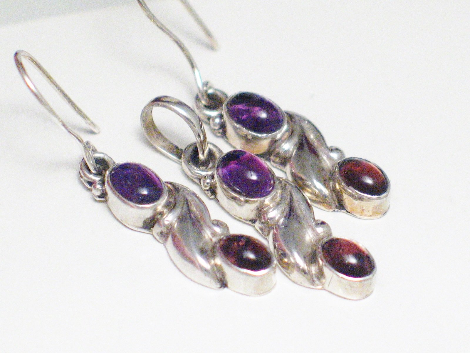 Sterling Silver Jewelry set, Womens Handcrafted Amethyst Garnet Stone Earrings and Pendant
