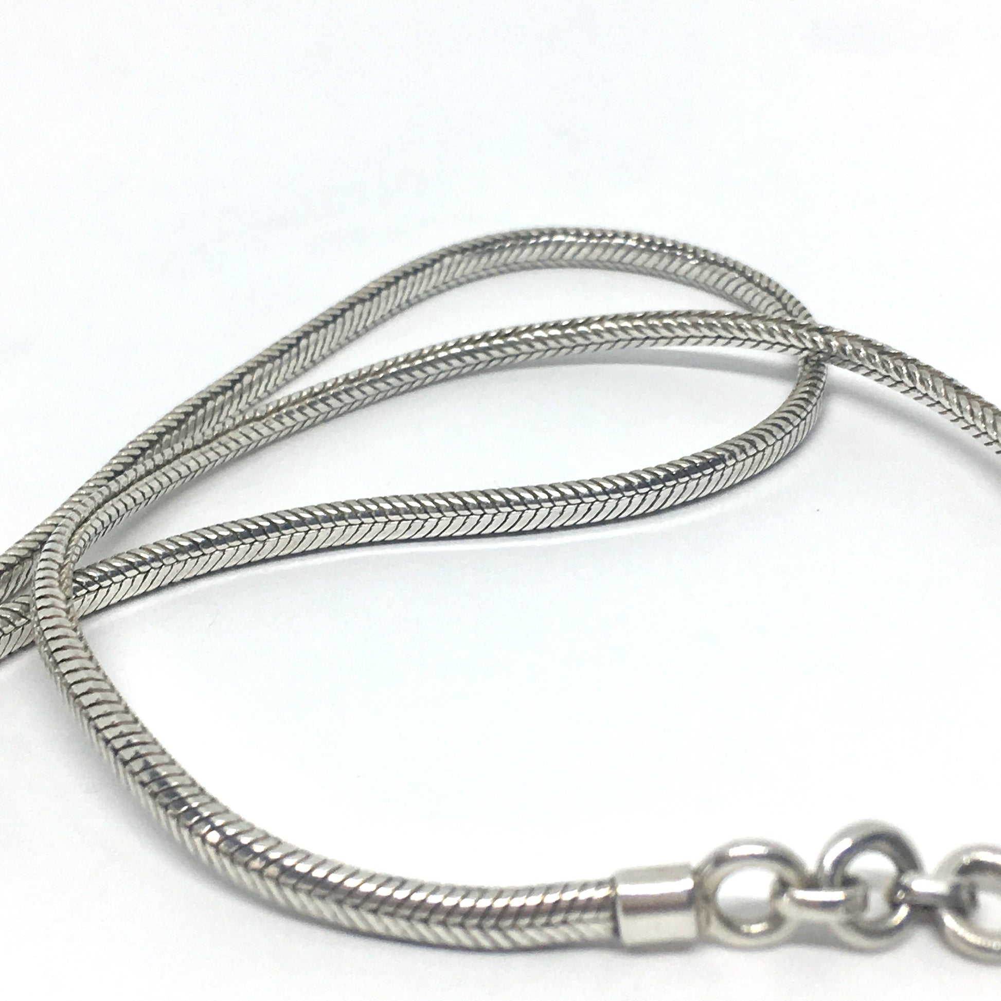 Silver Snake Chain Mens Silver Chain Necklace Mens Chain Stainless Steel Snake  Necklace 3mm, Mens Jewellery by Twistedpendant 