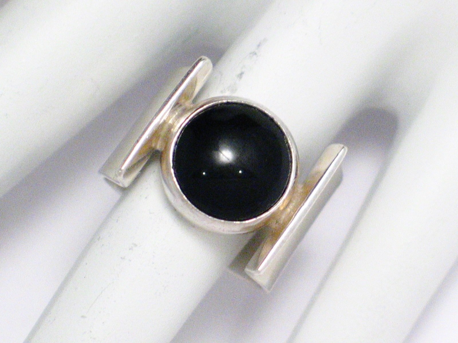 Sterling Silver Ring, sz6 Jet Black Onyx Stone Modern Style Wide Ring