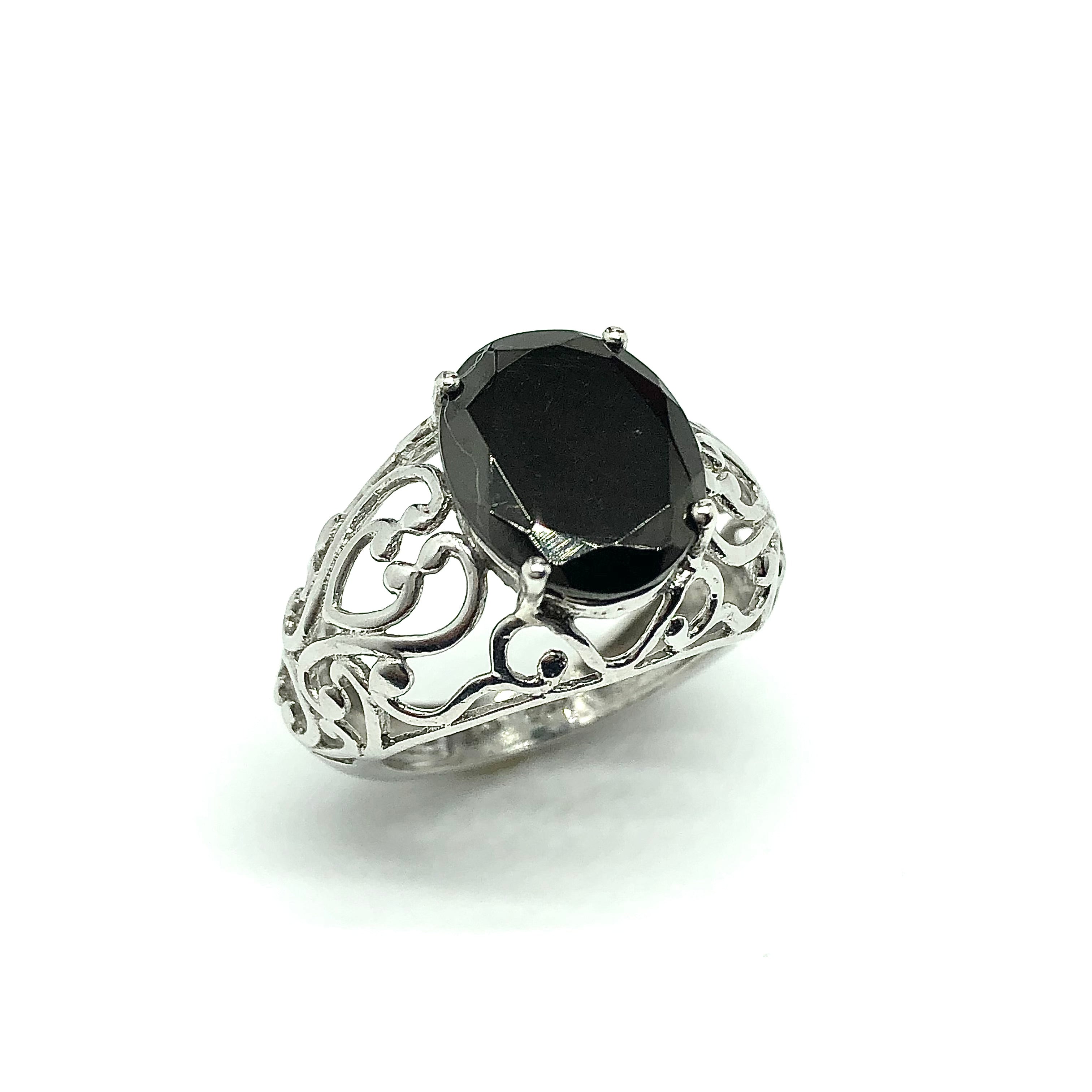 Gemstone Ring, sz5.5 Pre-owned Unique Oval Black Gem Sterling Silver  Filigree Ring – Blingschlingers Jewelry