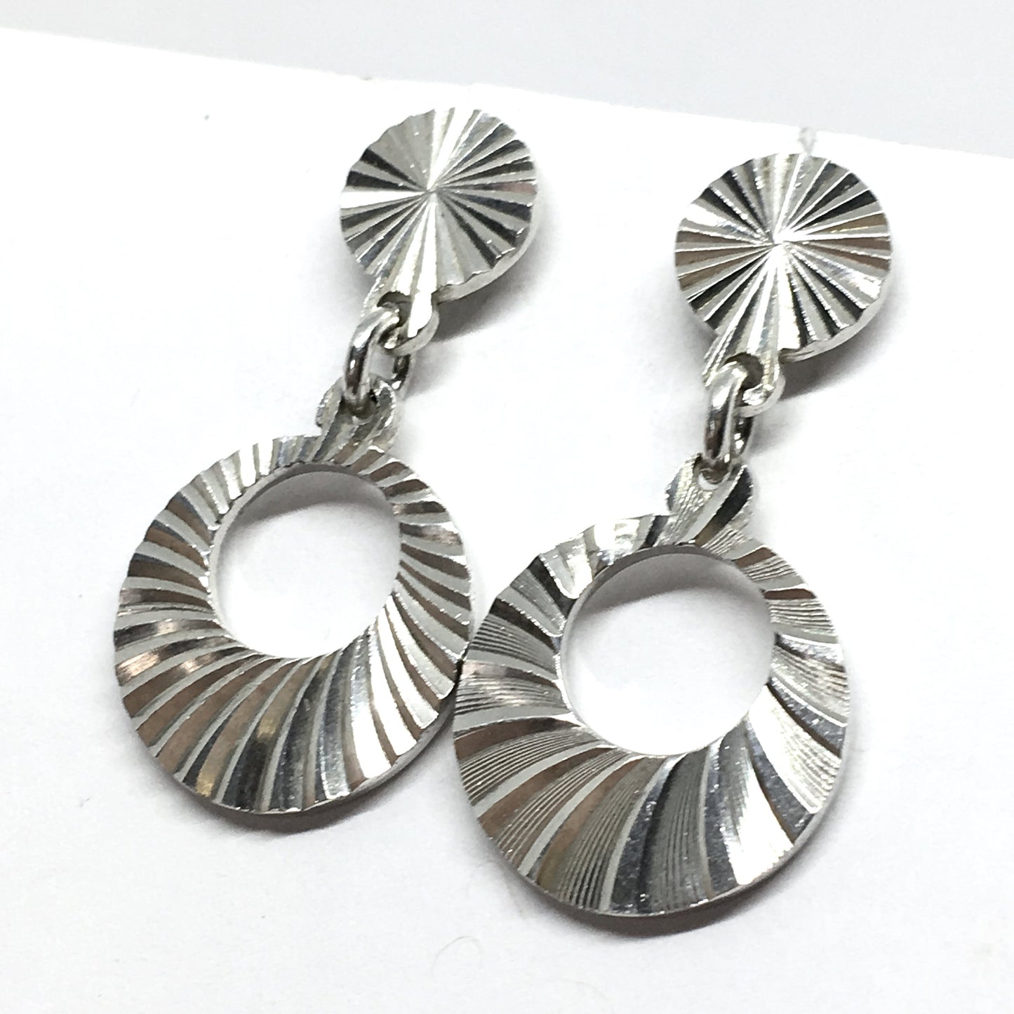 Silver Earrings - Womens Used Sterling Silver Radiating Shimmer Starburst Design Circle Dangle Earrings