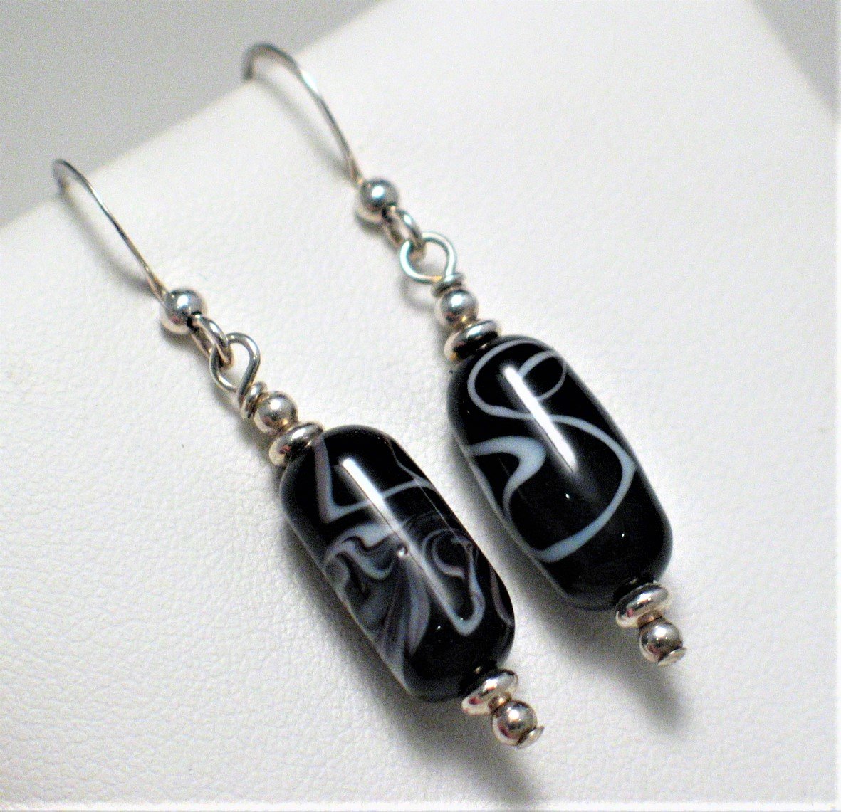 Sterling Silver Dangle Earrings, Black Pop of White Glass Bead Drop Earrings - Discount Pre-owned Jewelry