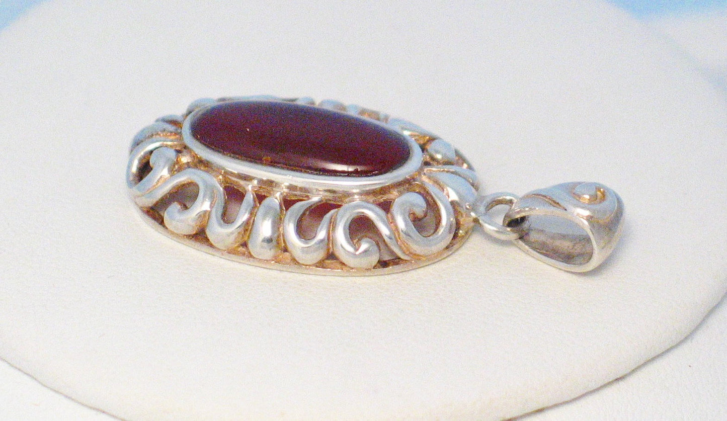 Pendant | Sterling Silver Oval Carnelian Stone Pendant | Jewelry