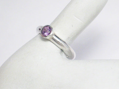 Purple Stone Ring, Sterling Silver size 7.75 Simple Round cut Amethyst Solitaire Ring